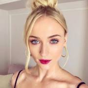 Sophie Turner Is Waiting For Our Cum