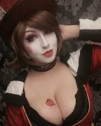 Moxxi Cosplay