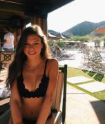 Brunette Beauty (X-Post /R/Realgirl_Jomaterial)