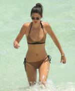 Kendal Jenner With A Wet Bikini Camel Toe