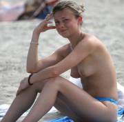 Why Does That Creepy Neckbeard Keep Looking Over Here.