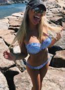 Blondie On The Rocks