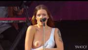 Tove Lo Flashing The Crowd At Vegas