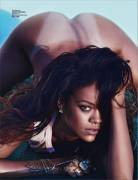 You Can Almost See Rihanna's Anus!