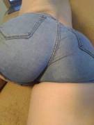 I Love The Way Tight Shorts [F]Eel On My Ass!