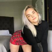 [Request] She Needs Some Thick, Hard Meat Hanging Out From That Skirt