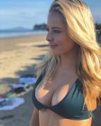 @Nannettethebaguette