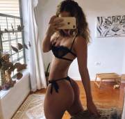 Upvote For 10 Free Pics In Your Dm ?