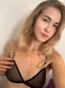 A Nude Im Dms For Each Upvote ?