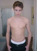 I Challenge You To Find A Twinkier Twink! Double Dog Dare!