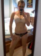 Busty Selfies Always Make Me Happy