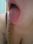 [Kik] Busty Blonde Wants To Fulfil Your Every Desire - &Amp;#3630 For Half An Hour, ...