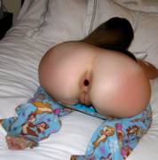 Amateur On Her Knees, Butthole To The Sky