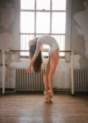 She Has A Pointe (Xpost /R/Leotards)