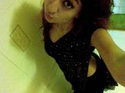 Slender Desi Teen Slowly Stripping Off A Saree (Src R/Sareensfw)