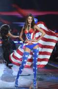 Taylor Marie Hill - On The Runway To 'Murica