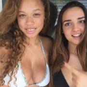 R/Randomsexiness Said Left Has A Derp Face And Recommended A Paper Bag