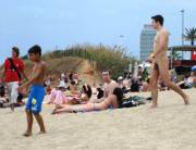 Dude! This Isn't A Nude Beach. No Fucks Are Given Apparently.