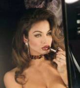 Huge Lips Application