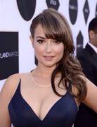 Milana Vayntrub (The At&Amp;Amp;Amp;T Girl)