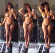 Curvy Babe Took A Selfie