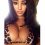 Page 3 Has Collected Courtnie's 13 Sexiest Selfies (X-Post /R/Courtniequinlan)