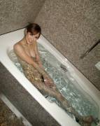 Amami Yakotone 雨宮 琴音