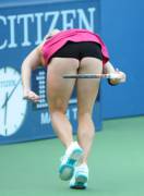 Tennis Player Falling Down (X-Post /R/Girlstennis)