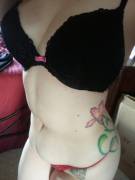 [Pics] You Won't Need X-Ray Glasses To See This! ;)