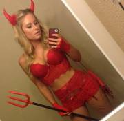 Sexy Devil (X-Post From R/Nfswselfie)