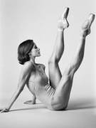 Ballerina Looks Gorgeous (X-Post /R/Hardfitbody )