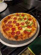 Homemade Pizza Tonight, Now This I Can Make :) All Needs The Garlic Oil But Mmm