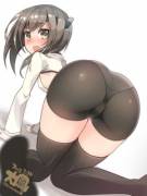 Reasons Taihou Is The Best #2, Dat Ass.