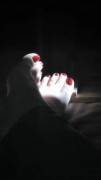 Pale Toes In The Sunlights