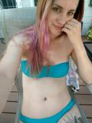 Having Some (F)Un By The Pool!