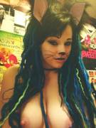 (F) Wanna Rub This Pussy?