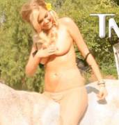 Kate Upton - Complex Photoshoot