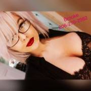 7 Pics Of Surely Fake Hookstress