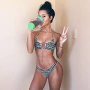 Katya Henry - [Katyaelisehenry]