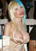 The Streaks In Here Sold It For Me.