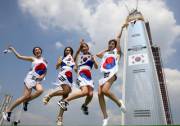 Four South Korean Babes Jumping (X-Post /R/Girlswithflags)