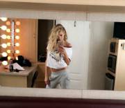 Snapchat Mirror Selfie