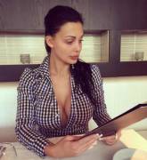 At The Restaurant (Xpost From R/Alettaocean)