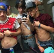 All The Abs (X-Post /R/Gayselfies)