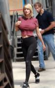 Taylor Swift's Shirt About To Burst
