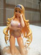 Cecilia Alcott Beach Queens Sof