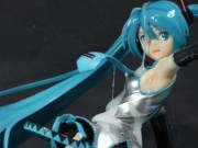 Miku Goes For A Swim