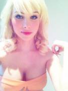 Sarina As A Sexy Blonde