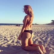 A Huge Album Of The Gorgeous Niykee Heaton