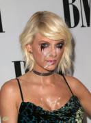 [Request] Taylor Swift [Oc]